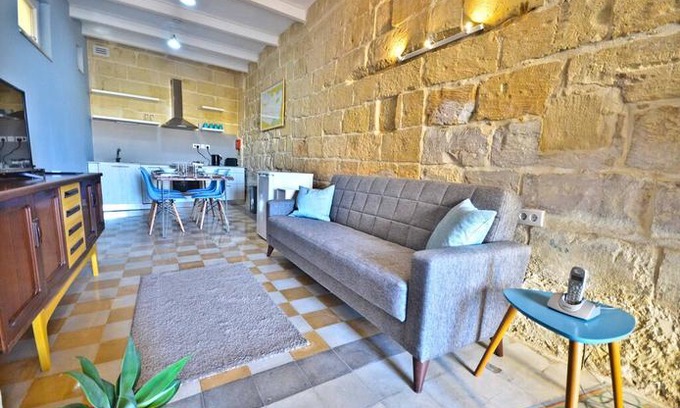 Birgu House | Eight Point Living 6B