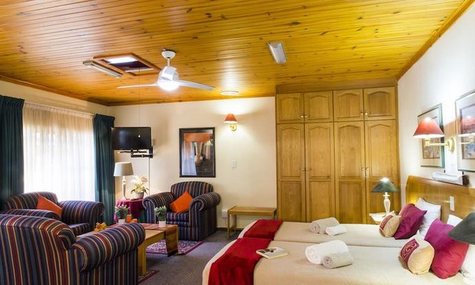 Die Boord Apartment | Eikepark Self Catering