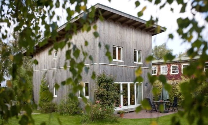 Steinberghaff House | Ein Haus mit Garten am Meer