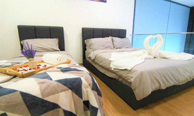 Taman Mutiara Apartment | Eko Cheras Luxury Loft & Suite