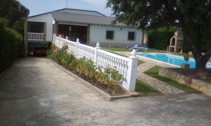 Santa Cruz de Pinares Cottage | El Magnolio Rural Cottage