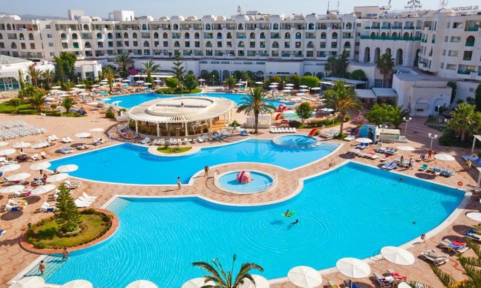 Yasmine Hotel | El Mouradi El Menzah