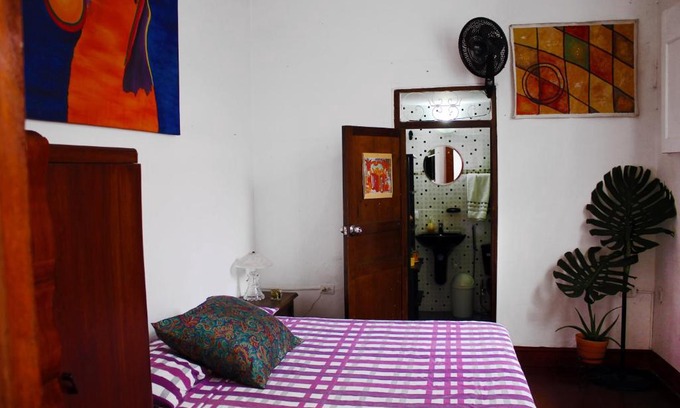 San Antonio House | El Patio Hostel