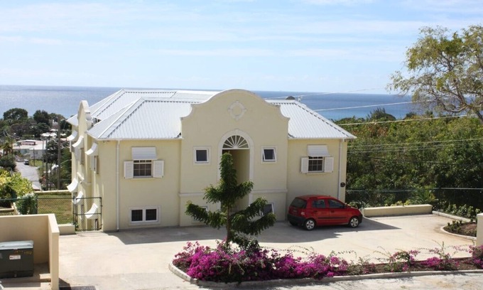 Lower Carlton Beach Apartment | El Vista - a delightful Apt. - available for rent - please look at our calendar