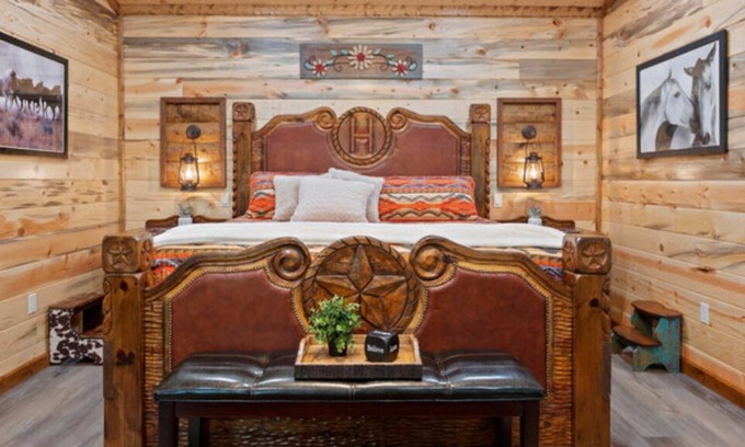 Ringold Cabin | Electric fireplace, free internet, pond for fishing, less than 5 miles from lake