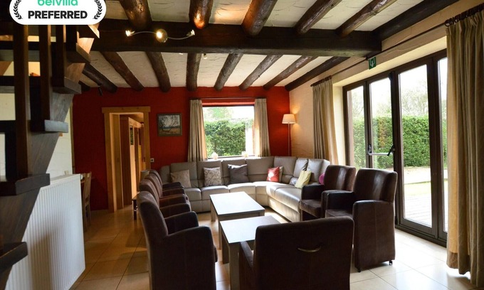 Chodes House | Elegant Bevercé Escape