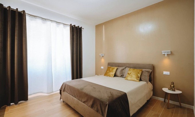 Porto Torres Apartment | Elegant Central Apartment