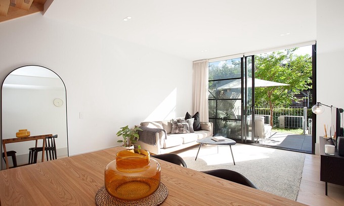 Erskineville Apartment | Elegant Erko in Erskineville