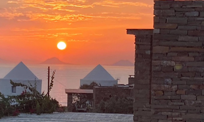 Koundouros House | Elegant family housse near the beach.