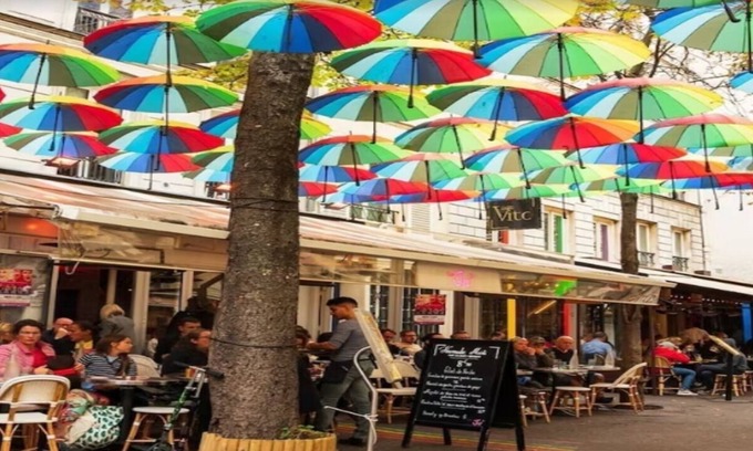 Quartier de la Folie-Mericourt Apartment | Elegant Haussmannian Retreat in the Heart of Paris
