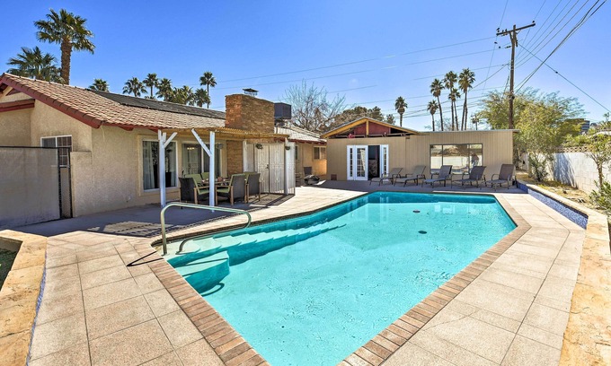 Glen Heather Estates House | Elegant Home w/Pool Table: 3 Mi to Vegas Strip!
