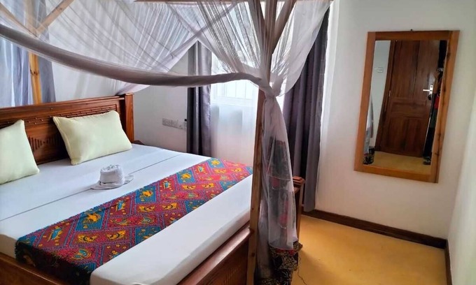 Kiwengwa House | Elegant One Bedroom Apartment with Kitchen