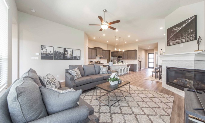 Sienna Plantation House | Elegant Retreat in Sienna - Modern Comfort and Style Await #41138