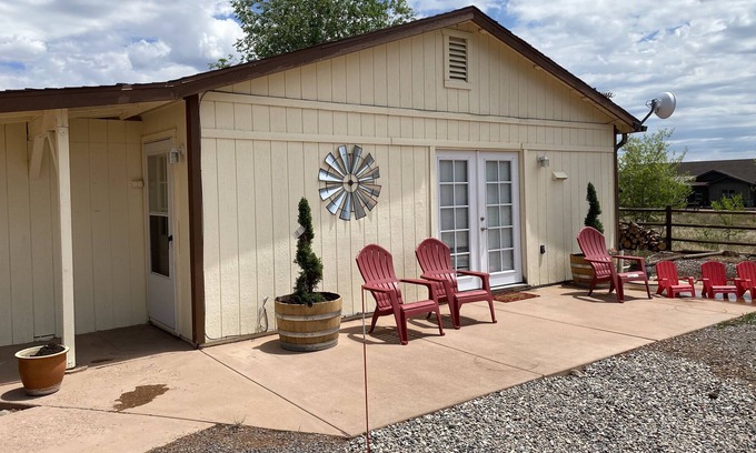Williams Cottage | Elephant Rocks Golf Cottage