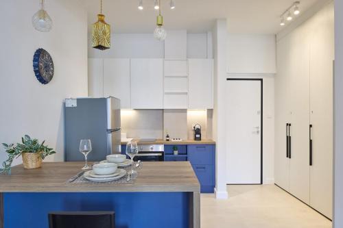 Neos Kosmos Apartment | Elia's apartment NK
