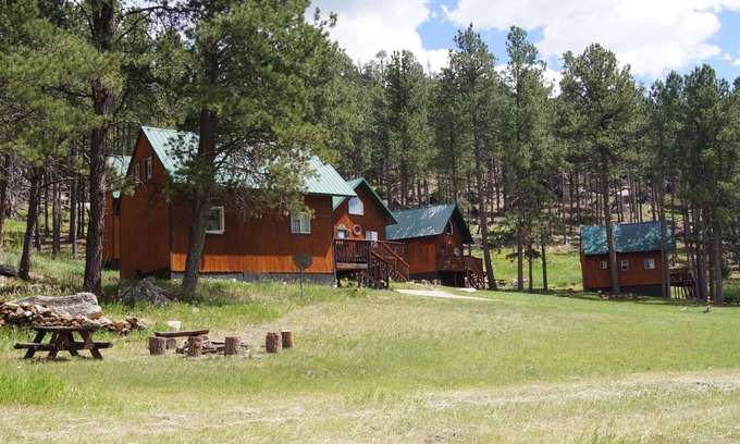 Custer Ski Chalet | Elk Haven Vacation Cabins, Custer SD, Elk Haven Vacation Cabins, Custer SD