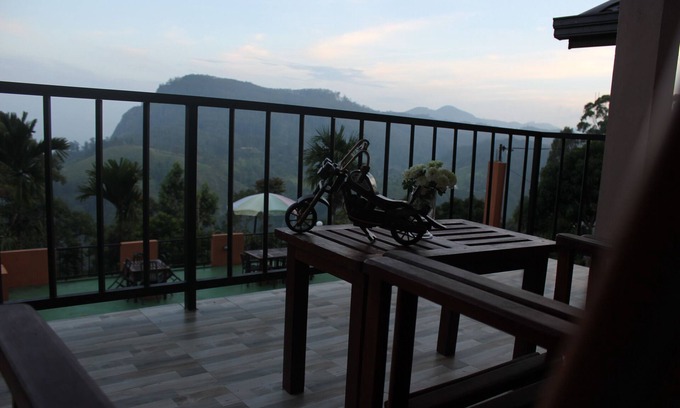 Ella Hotel | Ella Red Rock