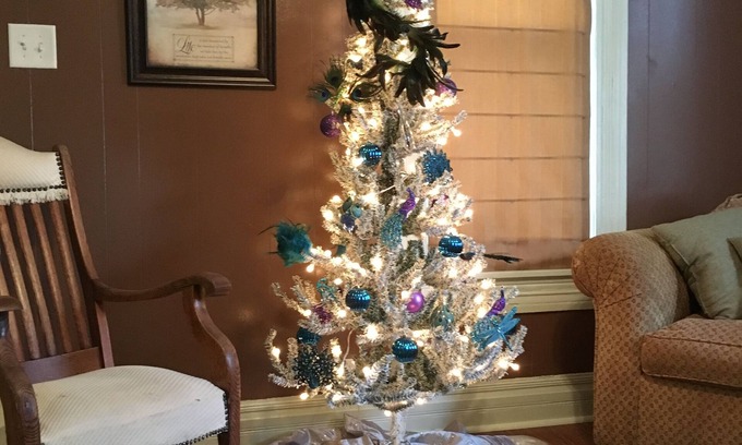 Bloomfield House | Ellis House - "Very cute, clean and quaint!"