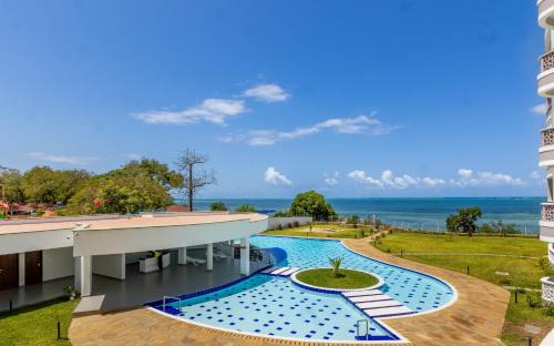 Mombasa Apartment | Elna's Baobab Waves - 3BR Beachfront Nyali