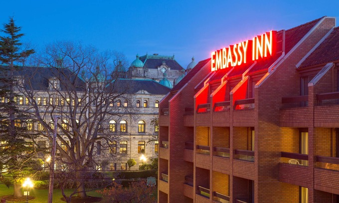 James Bay Hotel | Embassy Inn