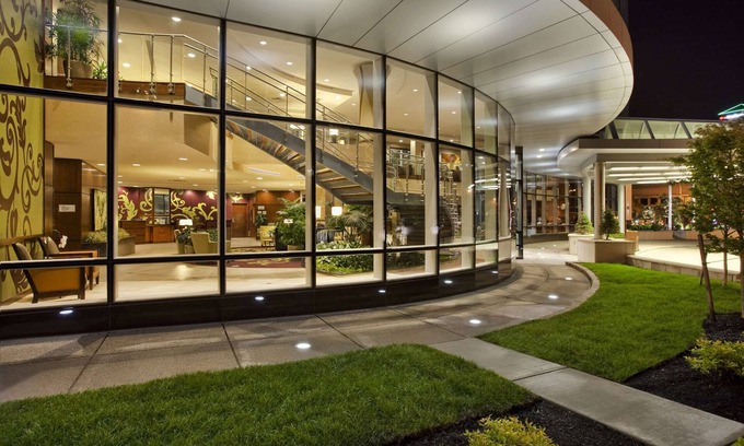 Downtown Buffalo Hotel | Embassy Suites Buffalo