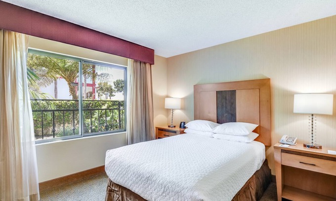 El Segundo Hotel | Embassy Suites by HILTON Los Angeles - International Airport South