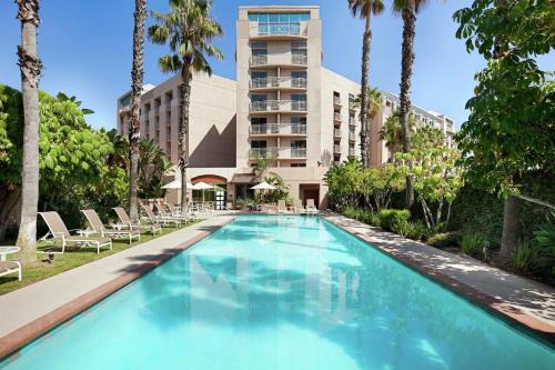 Brea Hotel | Embassy Suites by Hilton Brea - North Orange County