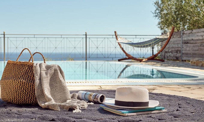 Varvara Villa | Emerald Classic Villa