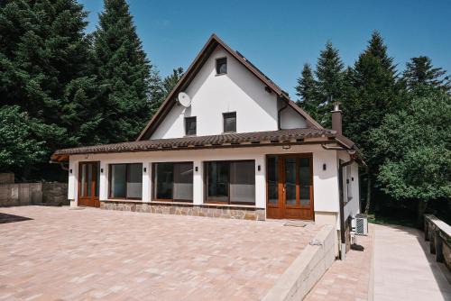 Lokve Villa | EMI Lokve