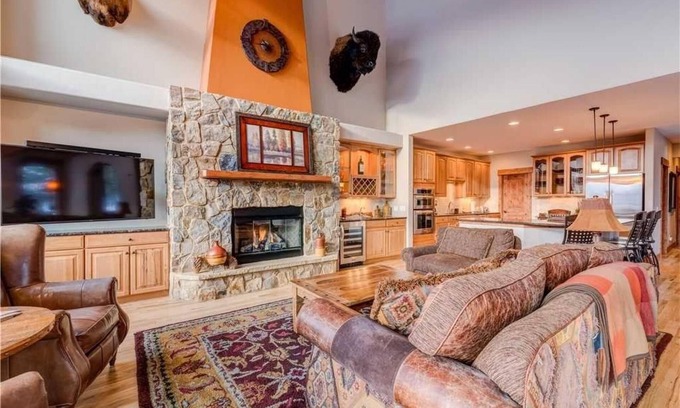 Woodmoor Villa | Emmett's Overlook in Breckenridge