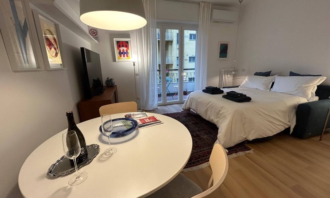 Washington Apartment | Emotion Suite 716 and you're home!