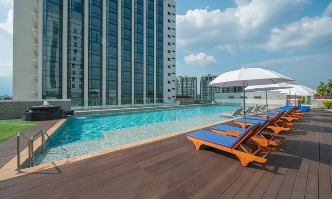 Chang Khlan Hotel | Empress Premier Hotel