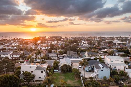 Encinitas House | ENC-1035 - Charming Coastal Cottage