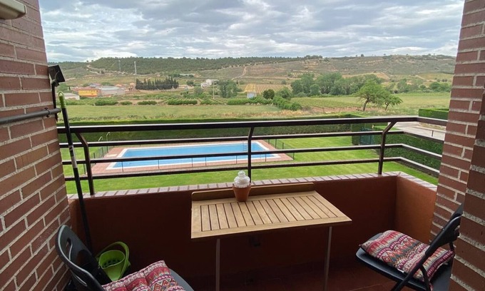 Fuenmayor Apartment | "encanto en La Rioja: Moderno Apto en Fuenmayor"