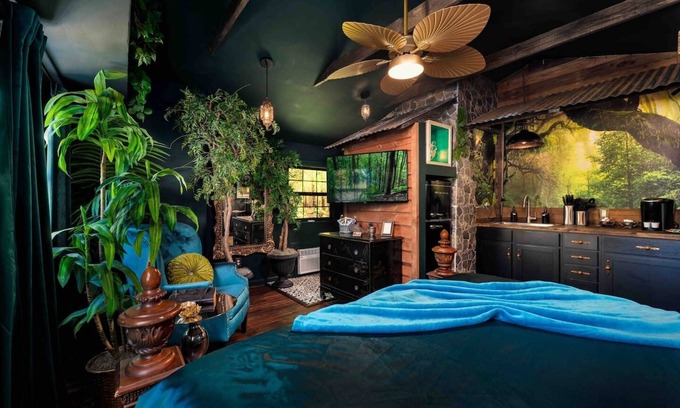 Riverside Apartment | Enchanted Forest: a Magical Luxury Studio