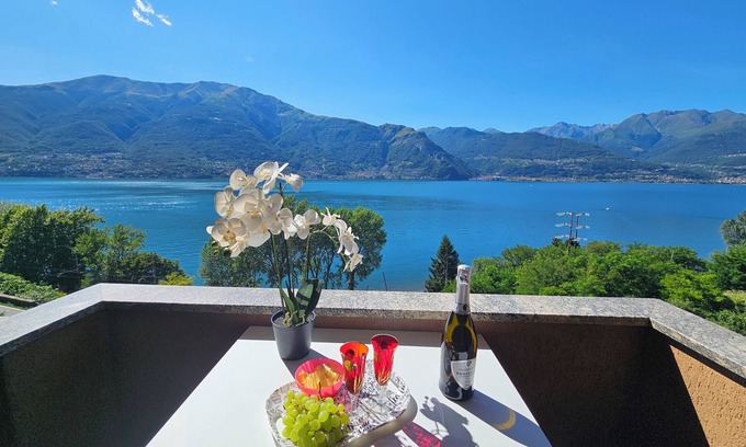 Dorio Apartment | Enchanting lake view for a romantic getaway Dorio, Lake Como