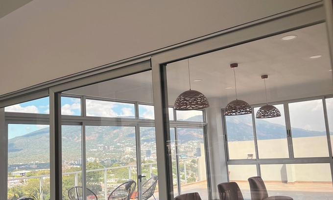San Salvador Apartment | Enjoy 201 Apartamento Moderno con su Propio Estilo