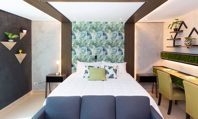 El Cangrejo Apartment | Enjoy a fabulous stay in this uniquely-styled studio at the best location in El Cangrejo