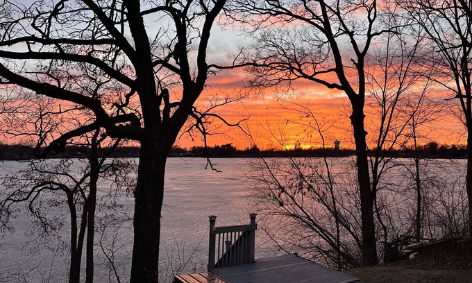 Elk River House | Enjoy beautiful sunsets year round from this spacious 3 BR home on Lake Orono.