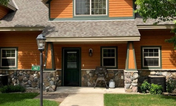 Lake Shore Condo | Enjoy the Complete Gull Lake experience! #140