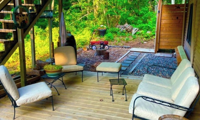 Baileys Harbor Cabin | Enjoy the water and the woods on Kangaroo Lake in Baileys Harbor, WI.
