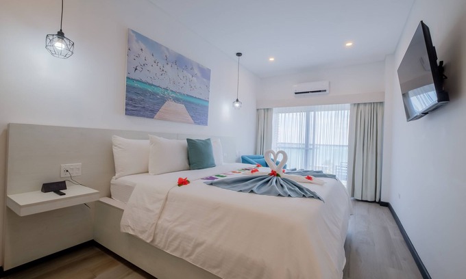 San Pedro Hotel | Enjoy this Two Bedroom Suite for a relaxing and spacious vacation!
