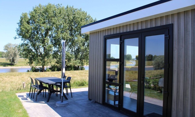 Lathum House | Enjoy with a beautiful view!