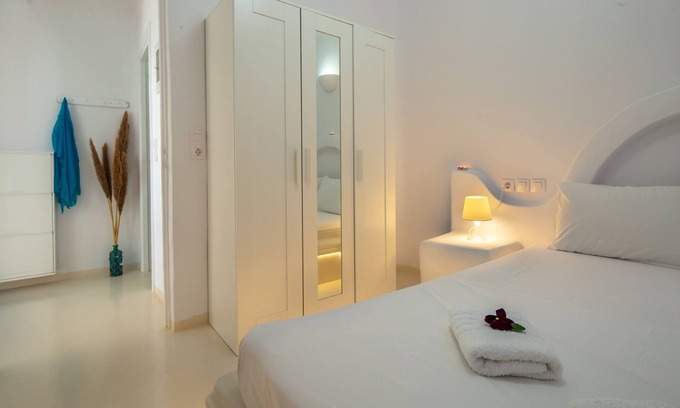 Karystos Apartment | Enjoy your stay at Karystos Villas with a wonderfull view over the sea!