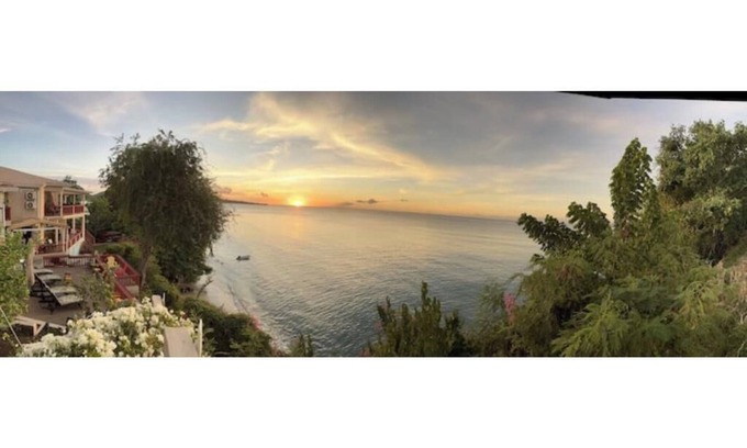 St. George's Apartment | Enjoyable 4-bedroom apartment with AC in Saint George's