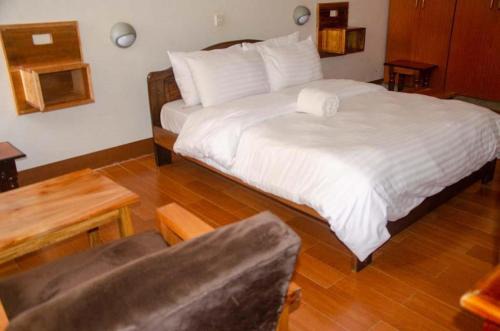 Entebbe Apartment | Entebbe Fligh Motel