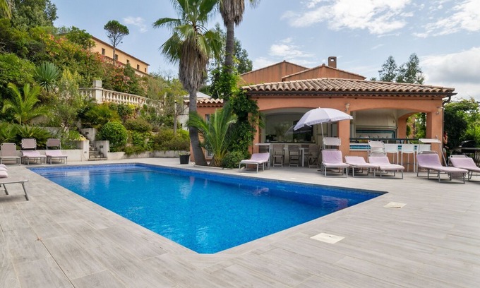 Les Adrets-de-l'Esterel House | Enticing Holiday Home in Les Adrets de l'Esterel with Pool