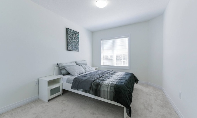 Meadowvale Village House | Entire 4BR 3BA Home in Mississauga, Sleeps12