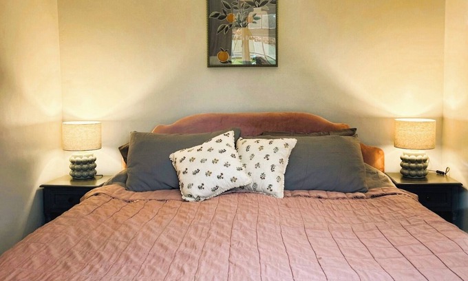 Much Hadham Cottage | Entire cottage located in the picturesque village of Much Hadham.