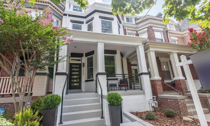 16th Street Heights House | Entire home in Washington, District of Columbia